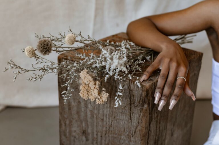 Manicure japoński – naturalna pielęgnacja paznokci