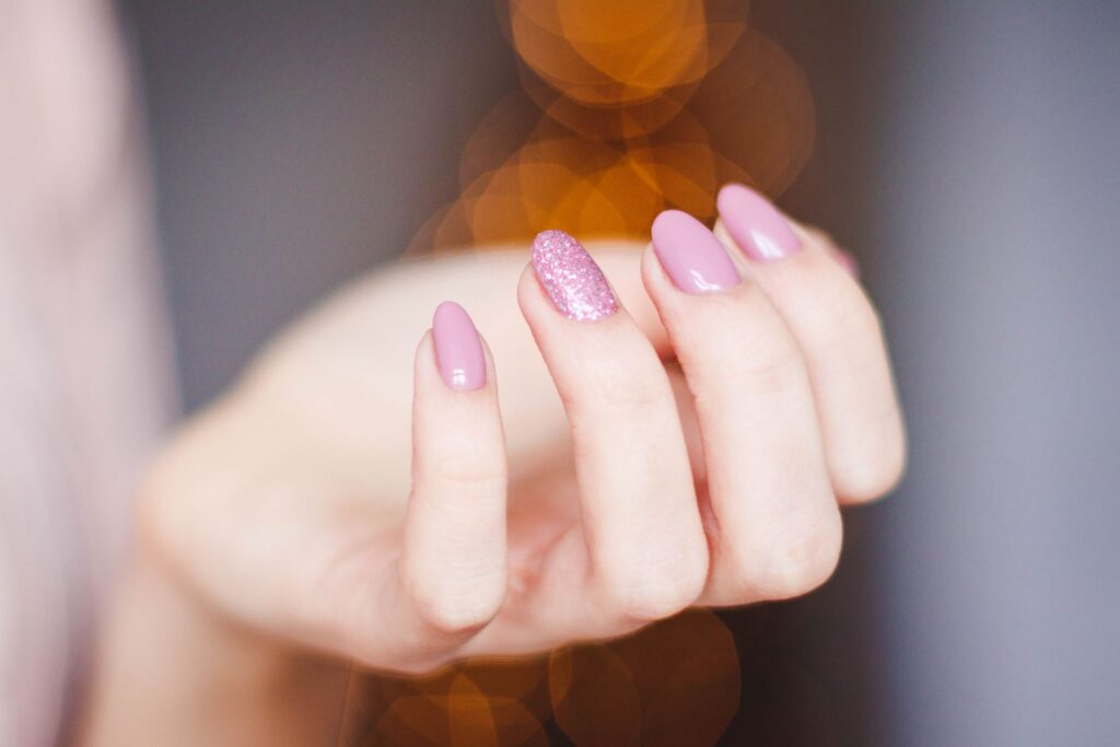 Baza hybrydowa i manicure hybrydowy