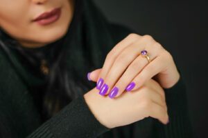 Irysowe paznokcie – manicure